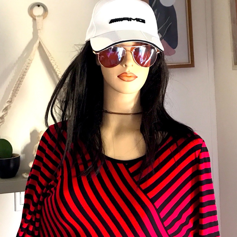 XL ALL AMERICAN! Super knit top!